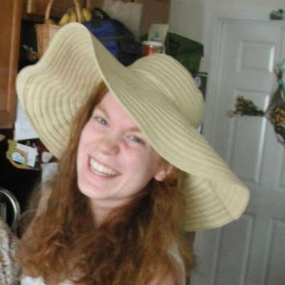 Meet your Posher, Eva